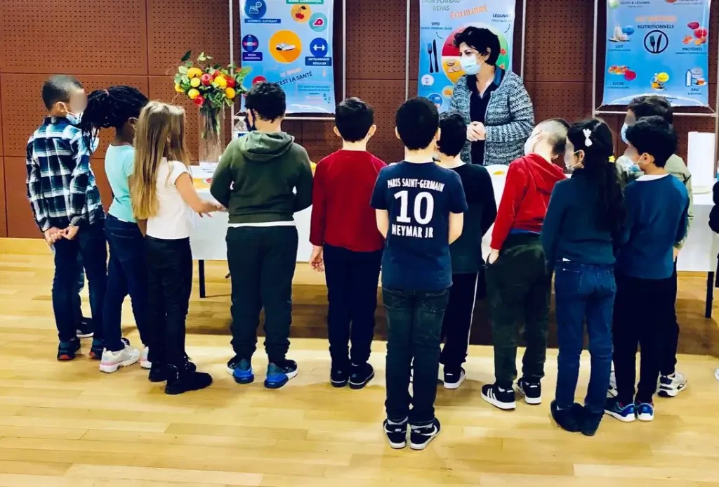 Mariam en activité (1)